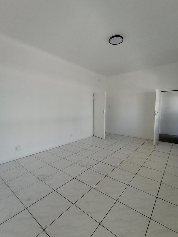 To Let 1 Bedroom Property for Rent in Maitland Western Cape